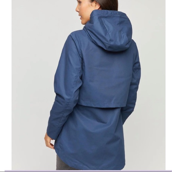 Brand new Mazine navy light jacket with hood! - Picture 5 of 11